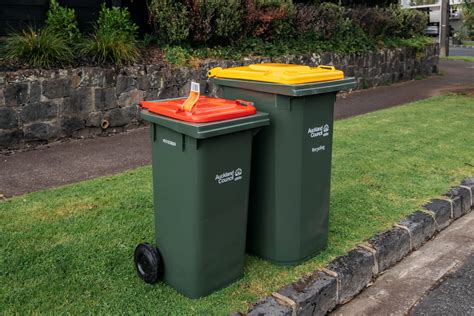 dunedin trash collection|Recycling and rubbish collection .